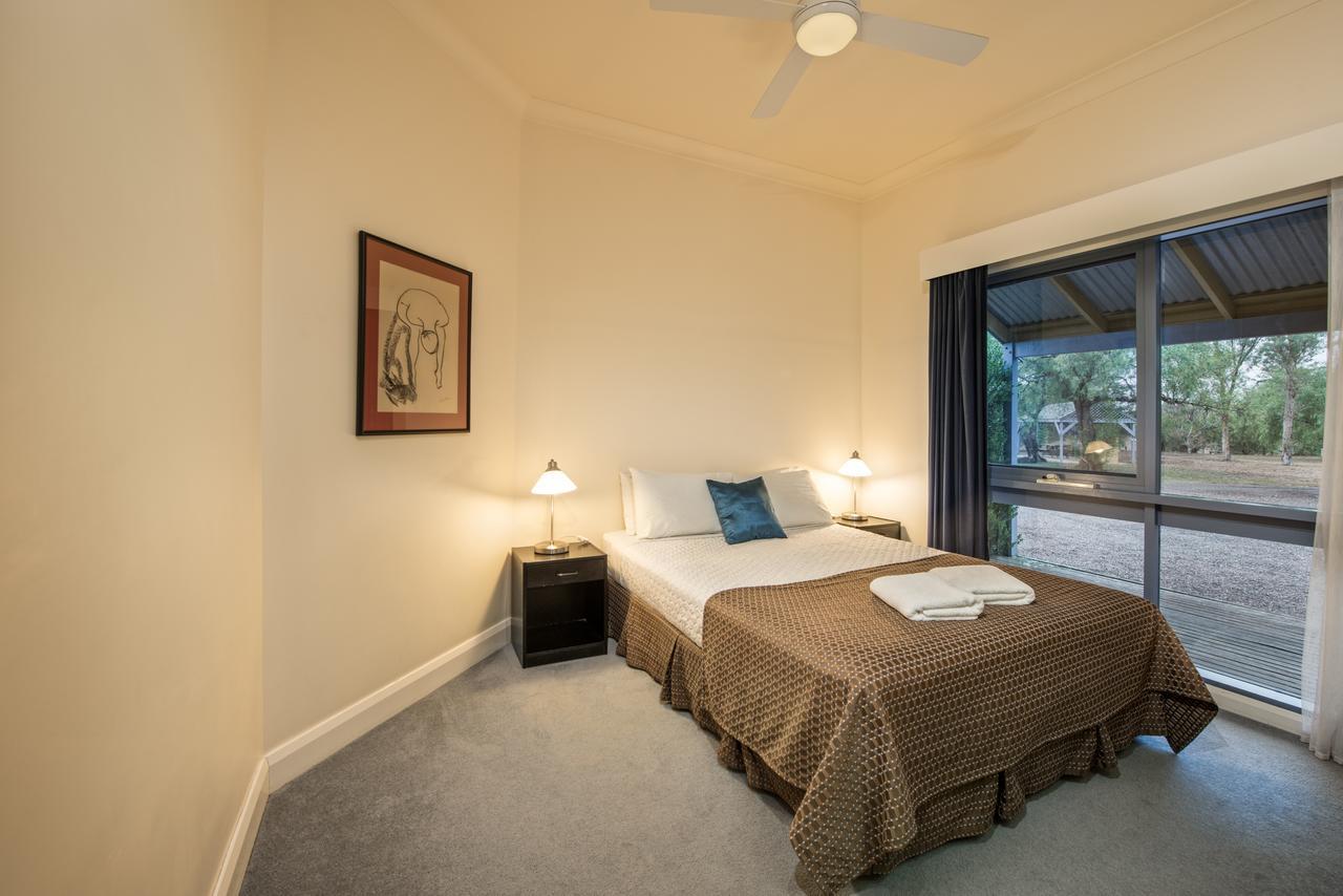 Tranquil Vale Vineyard Hotell Luskintyre Eksteriør bilde